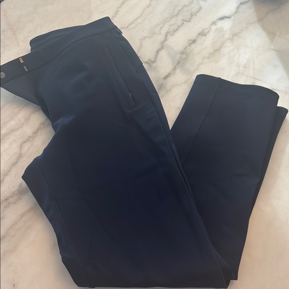 Lululemon Women’s Navy Pants Size 6